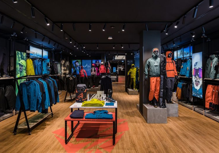 mel Uendelighed skuespillerinde Salomon opens new Experience Store in Germany's outdoor capital Munich |  Amer Sports